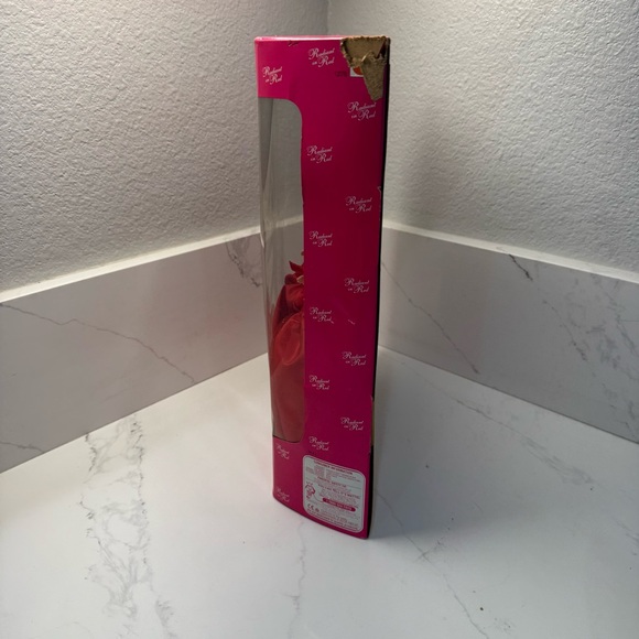 1992 Mattel #1276 Barbie doll Toys R Us Special Edition Radiant in Red Head - Picture 2 of 12